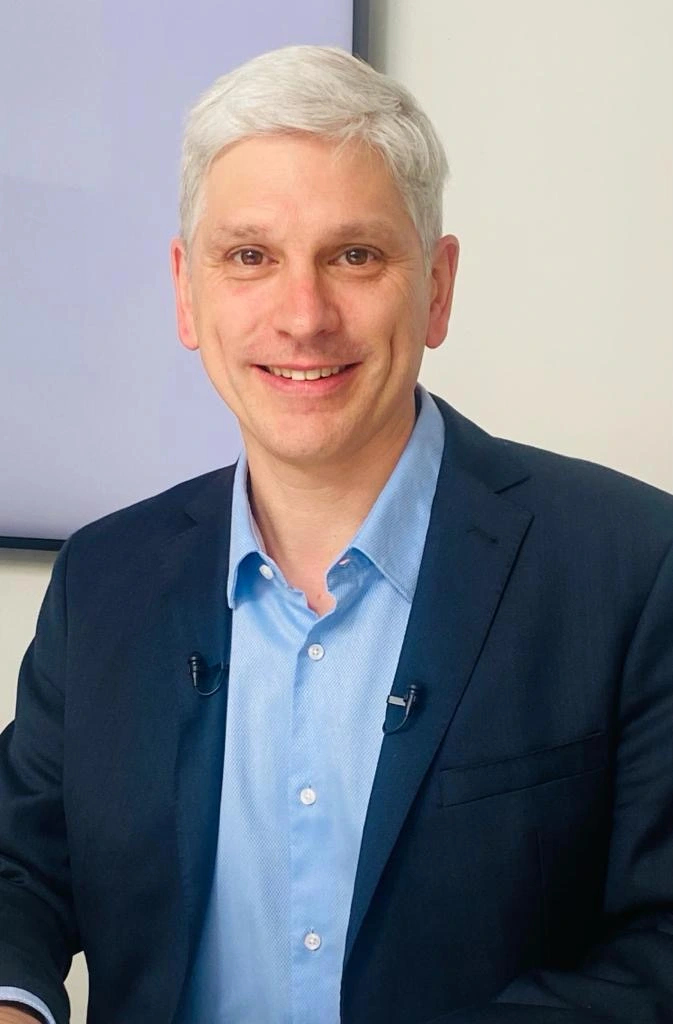 Dr Matthieu Closon